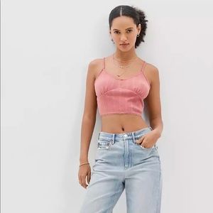 NWT AE Cropped Lace Trim Cami - Size M